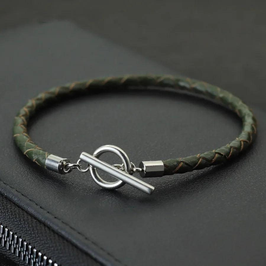 Pulsera de cuero genuino de hip hop para hombre, brazalete con hebilla OT de acero inoxidable resistente a la decoloración, accesorios para hombre, regalos para él, pulsera para hombre