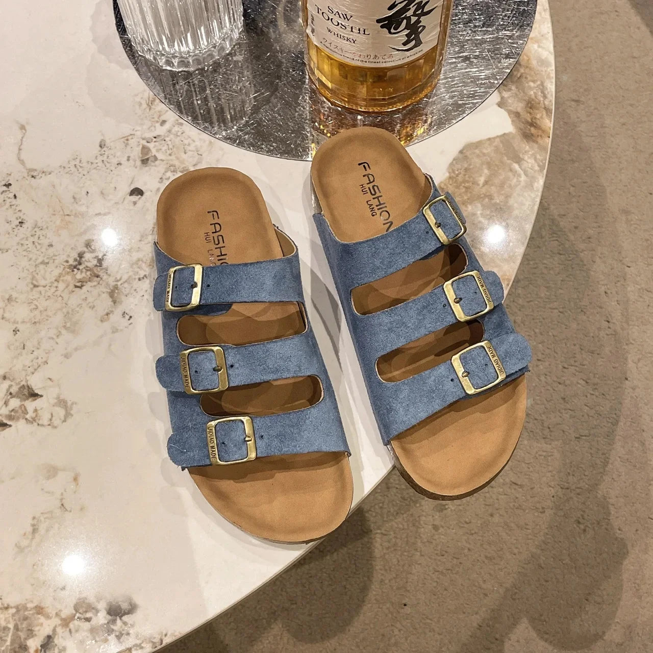 Zapatillas de verano para mujer, para uso en exteriores, de marca moderna, sandalias de playa, de madera suave, para conducir, para parejas, zuecos planos de una sola tira, para adultos, ocio S