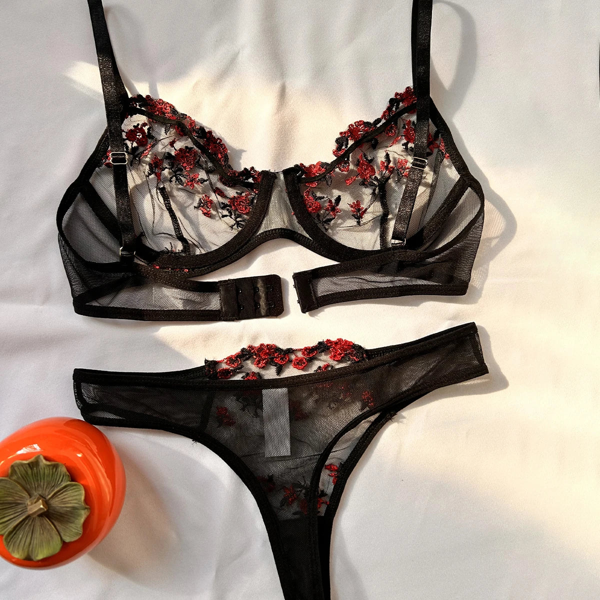 Conjunto de lencería sexy para mujer, sujetador exótico con estampado bordado y push up, bralette fino.