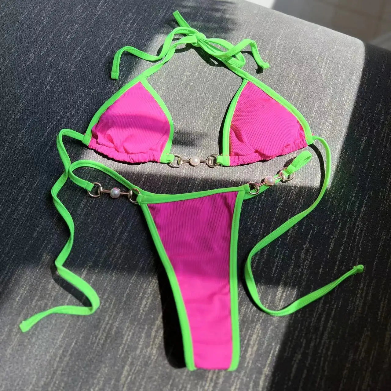 Bikini sexy acanalado, microbikini, novedad de 2023, bañador de cadena para mujer, traje de baño brasileño, bikini blanco y naranja.