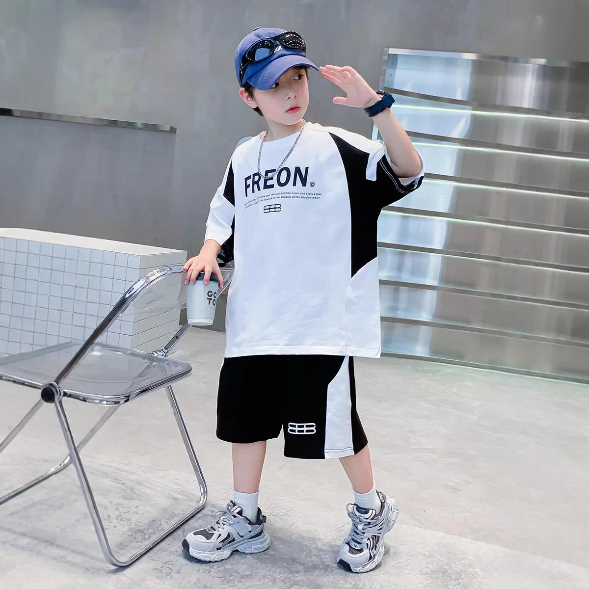 Ropa para niños Ropa de verano para niños Conjunto de manga corta 2025 Nuevo estilo deportivo de verano Fresco y de moda