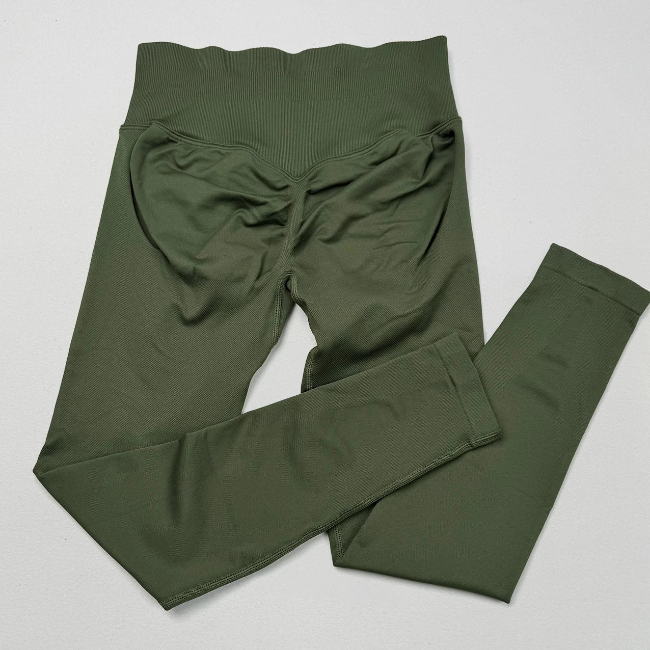Pantalones de yoga VEQKING Scrunch Butt para mujer, leggings deportivos sin costuras, cintura baja, mallas de gimnasio, pantalones de entrenamiento cálidos de secado rápido para otoño.