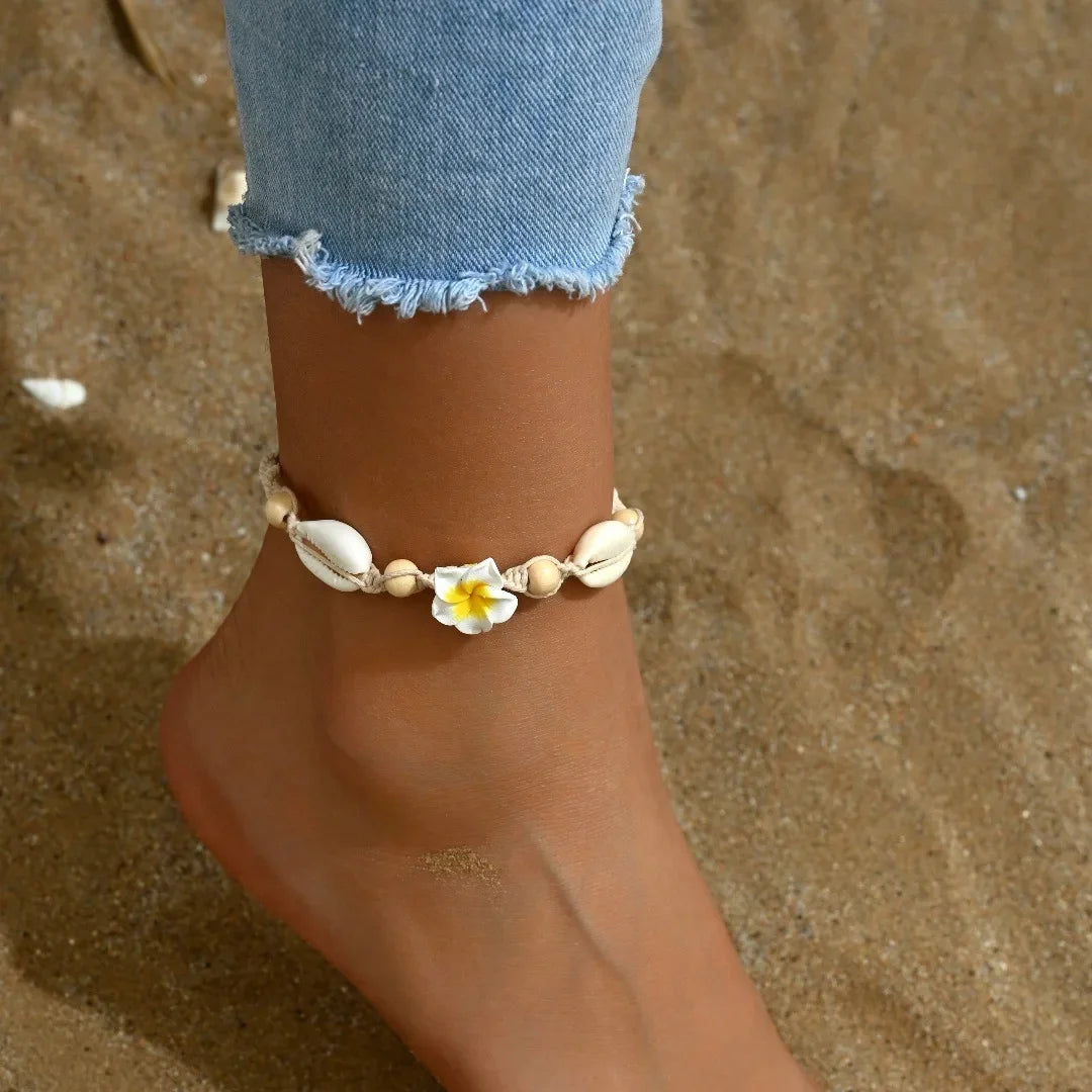 Conjunto de pulsera y collar de conchas multicolores tejidas a mano, joyería de cerámica suave estilo vacaciones en la playa con diseño de flor de huevo bohemia