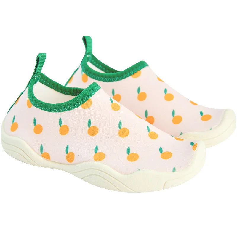 Zapatillas de senderismo para niños, zapatos de agua con suela blanda para niños, calzado antideslizante de dibujos animados para playa, para nadar descalzo