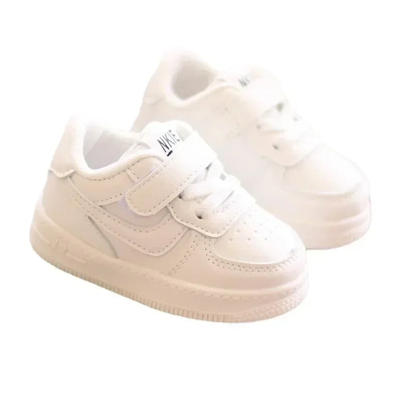 Zapatos para niños, zapatillas de correr para otoño e invierno, zapatillas de exterior antideslizantes, suela suave, zapatos deportivos para bebés y niños pequeños.