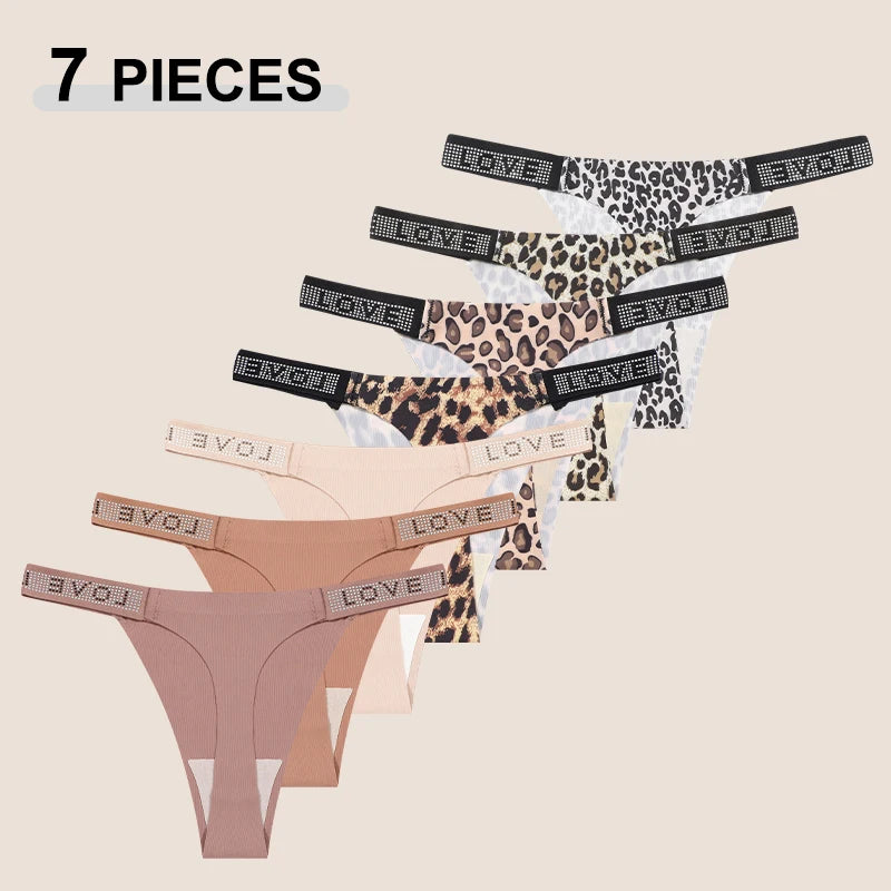Conjunto de 7 tangas con estampado de leopardo y letras de cristal para mujer, ropa interior suave y transpirable de cintura baja, sin marcas.