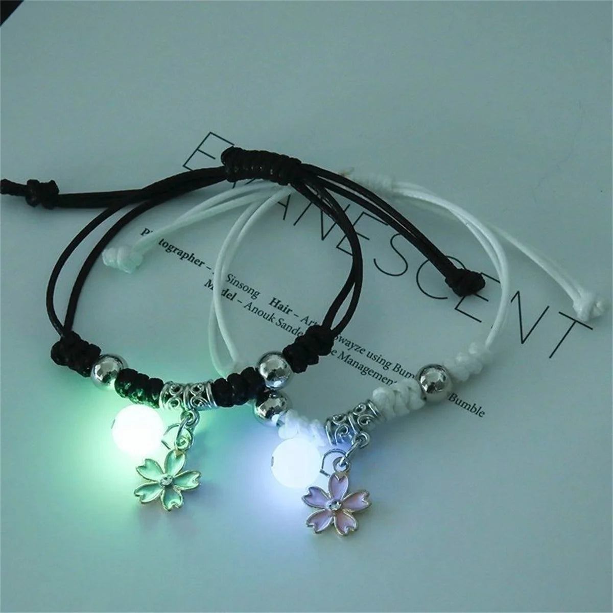 Pulsera de pareja con cuentas luminosas de moda para mujeres y hombres, con dije de gato, flor, corazón, llave, cerradura, cruz, pulsera a juego para amigos, joyería