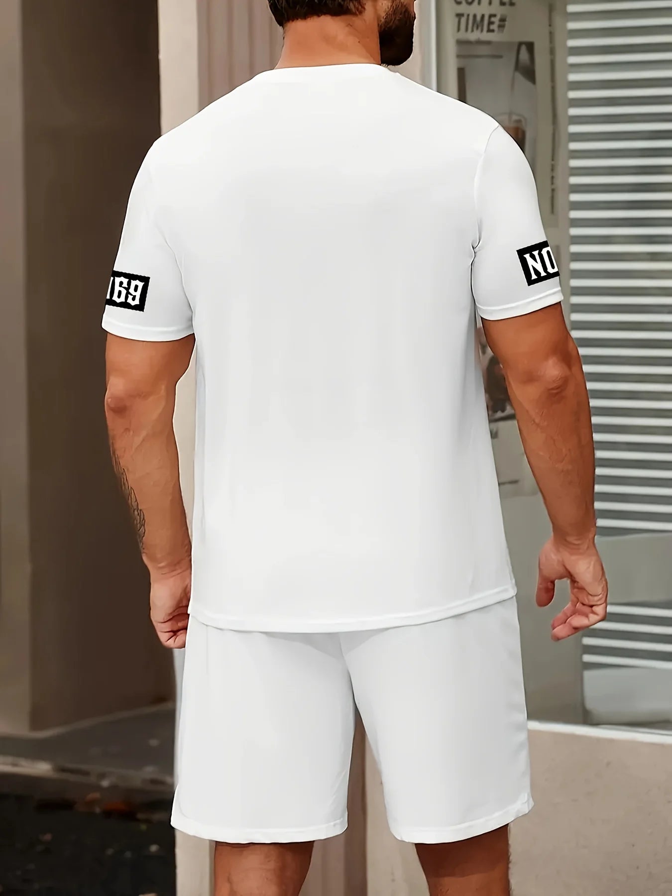 2025 Verano nuevo conjunto de hombre con estampado de letras camiseta casual de moda pantalones cortos de manga corta ropa deportiva ropa casual de uso diario para hombres y mujeres