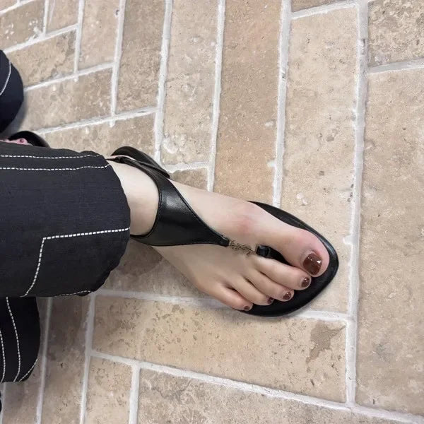 Sandalias de verano 2025 para mujer, con punta abierta, estilo hada, para playa, faldas a juego, zapatos de tacón alto versátiles, zapatillas romanas para mujer.