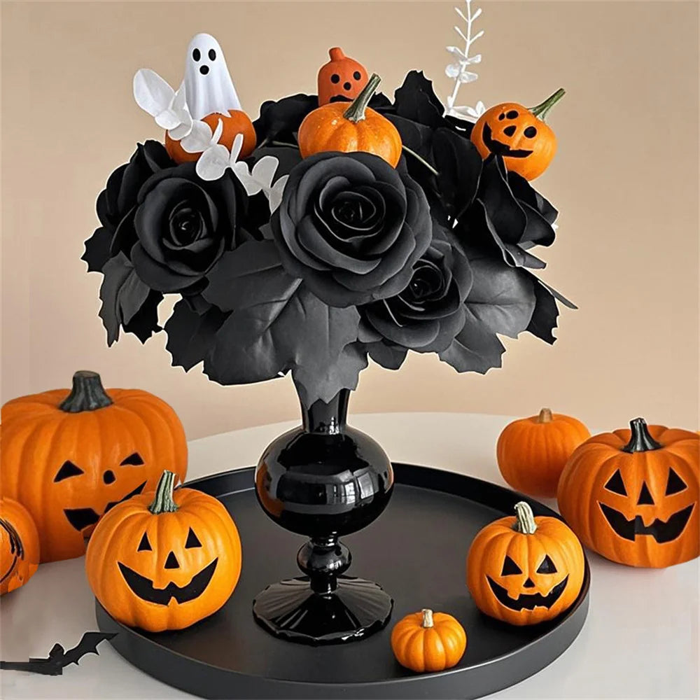 Ramo de flores artificiales para Halloween con calabazas y rosas negras, centro de mesa para el comedor y la sala de estar.