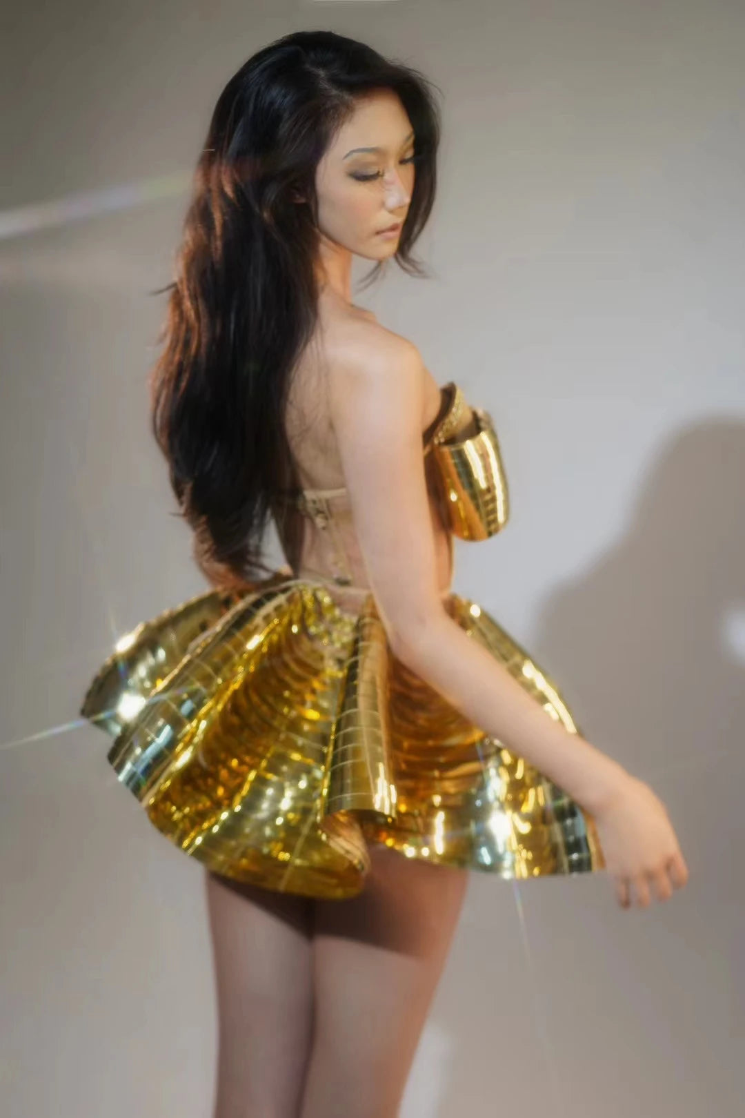 Sexy Diamonds Activity Clothing Women ClubCelebrate Stage Wear Performance Outfit Sparkly GoloSilver Top 2PCS Skirt Sets Y009