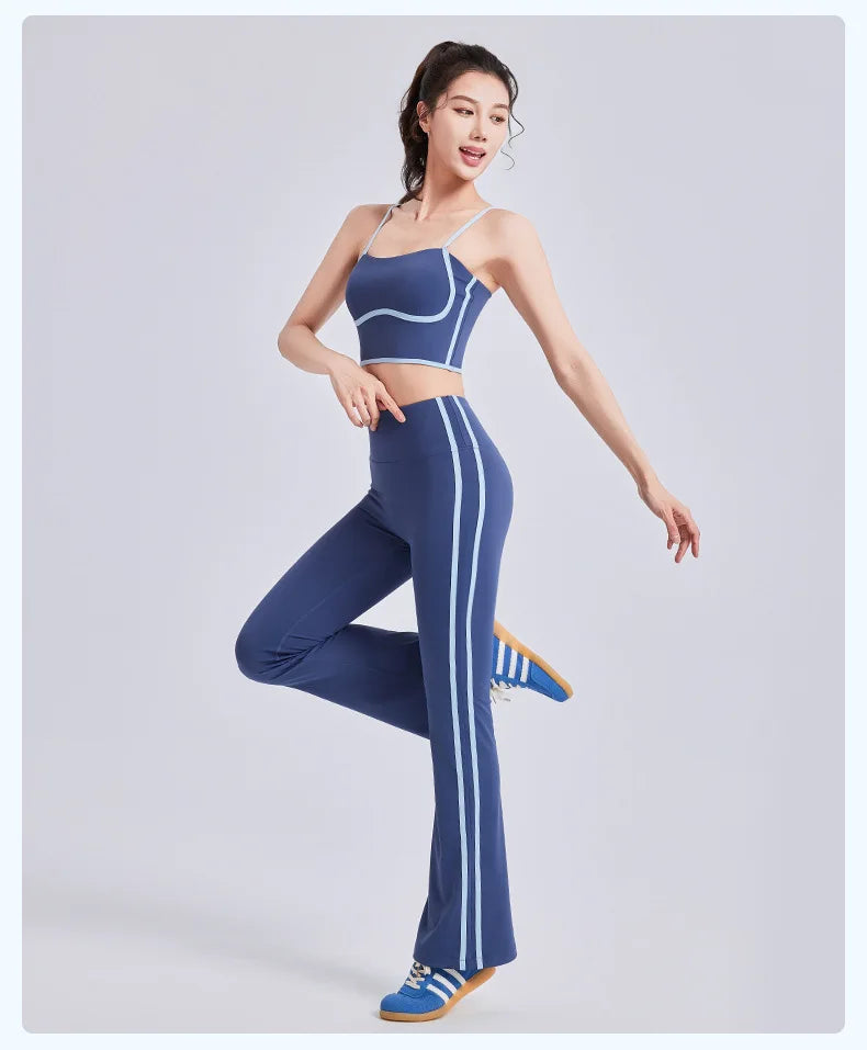 Nuevo traje deportivo para mujer, con efecto push-up, chaleco con tirantes ajustables, cintura alta, micropantalón y traje de yoga de alta elasticidad.
