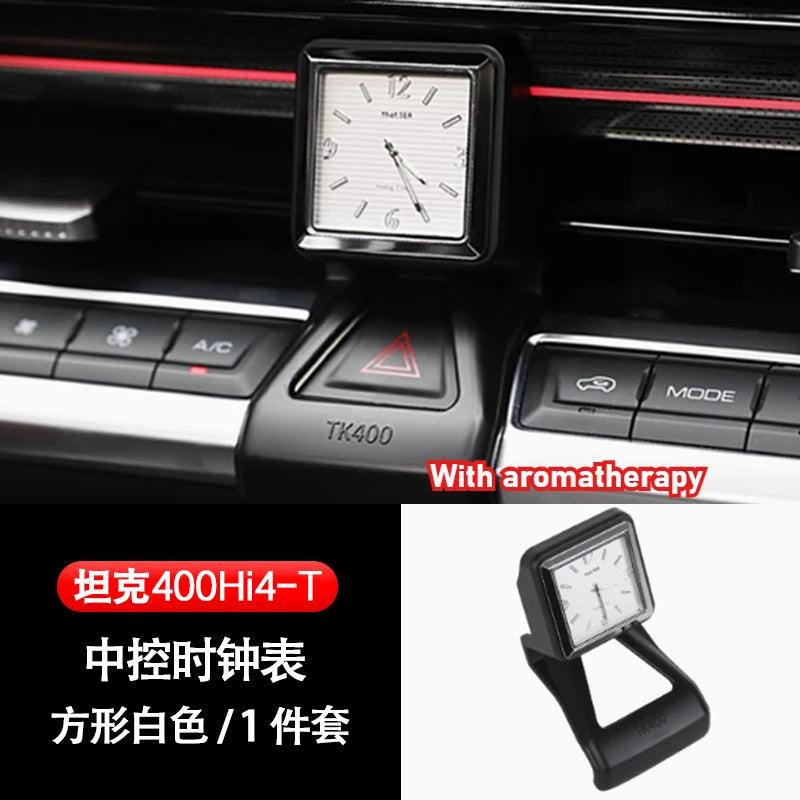 Kit de actualización de consola central y reloj para tablero Hi4-T TANK 400: diseño ergonómico y personalizado para decoración interior.
