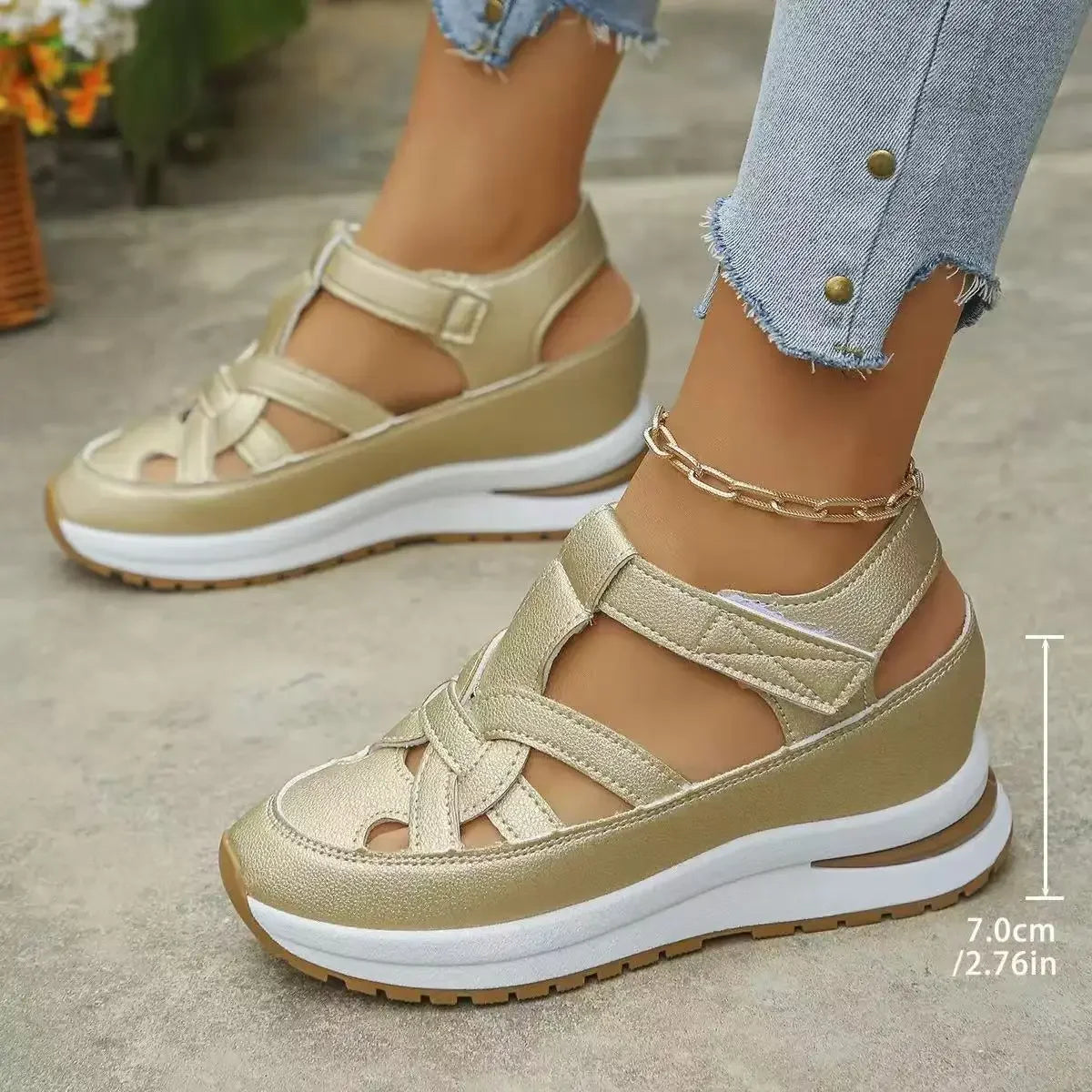 Sandalias de mujer de talla grande, primavera 2025, estilo romano, tacón grueso, informales, suela de goma, forro de poliuretano, fabricadas en China.