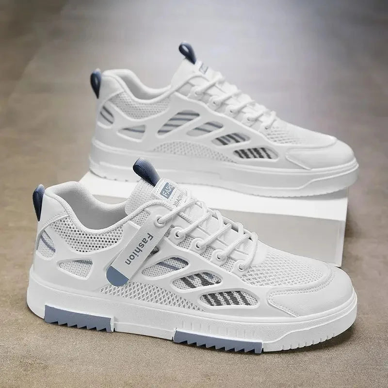 Zapatillas deportivas de malla transpirable para hombre, modernas y versátiles, blancas, informales, para estudiantes, de skate, de verano, modelo nuevo y ligero.