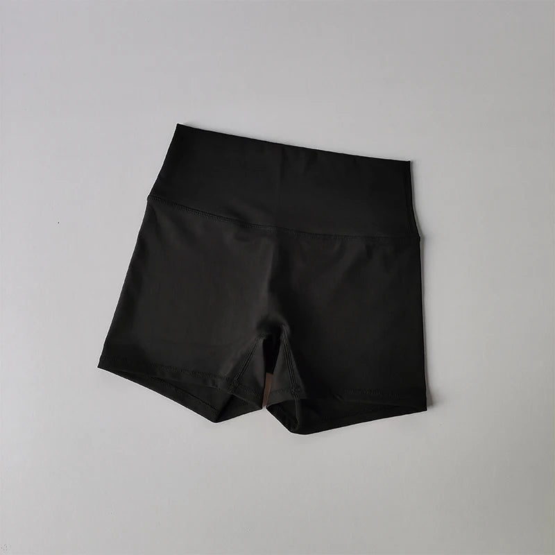 Pantalones cortos deportivos de yoga, ajustados, elásticos, de tres piezas, con cintura alta, realce de cadera y secado rápido.