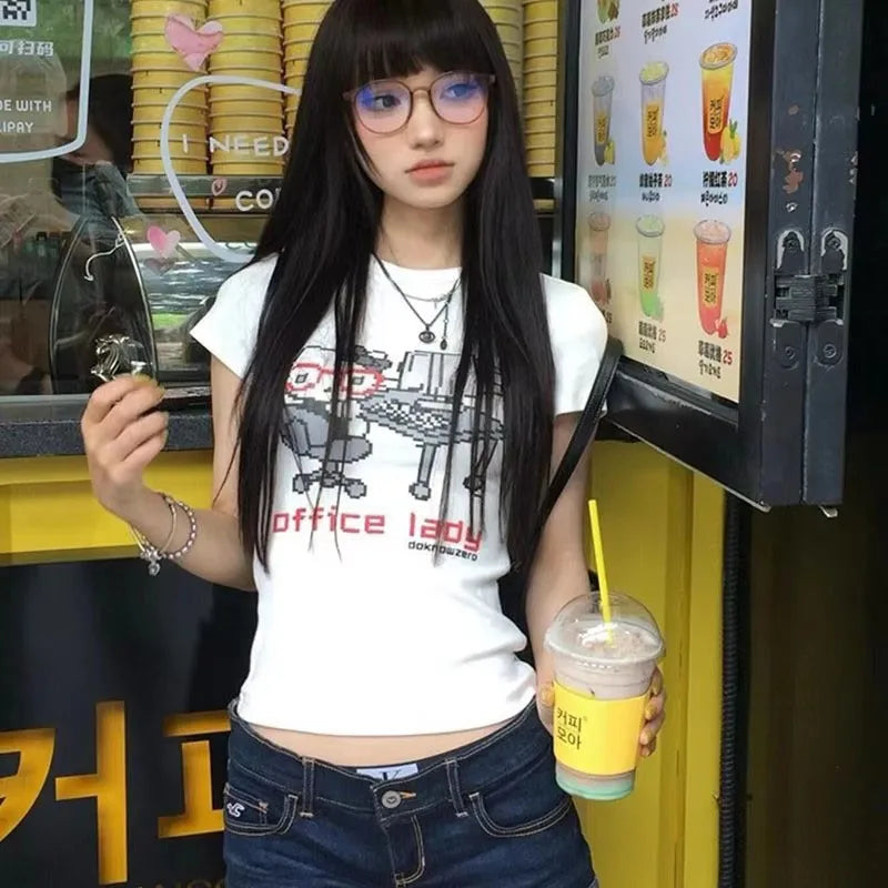 Camiseta con estampado de dibujos animados de Hello Kitty de Sanrio para mujer, ropa de manga corta ajustada, estilo japonés, camisetas blancas de verano Y2k