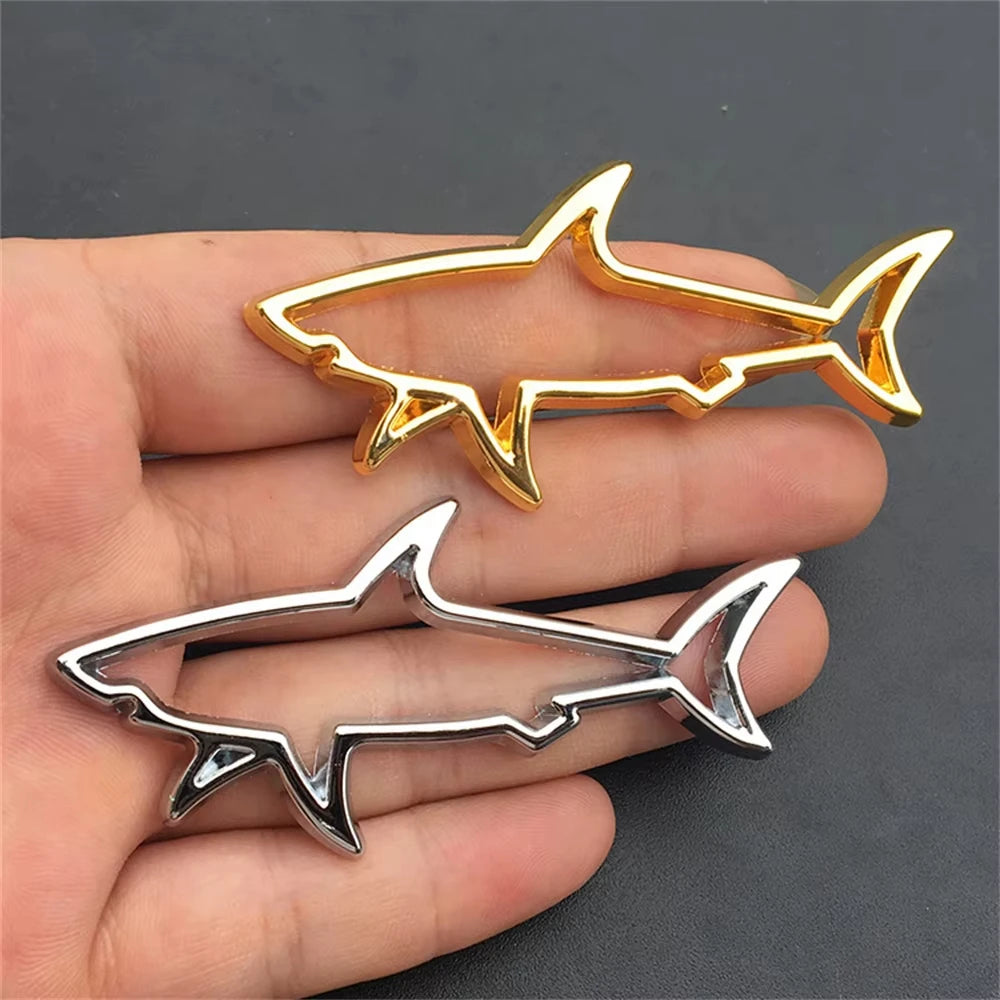 Pegatina de metal 3D para coche, emblema de tiburón y pez, calcomanías para tapa de combustible de motocicleta, decoración, logotipo, accesorios para coche