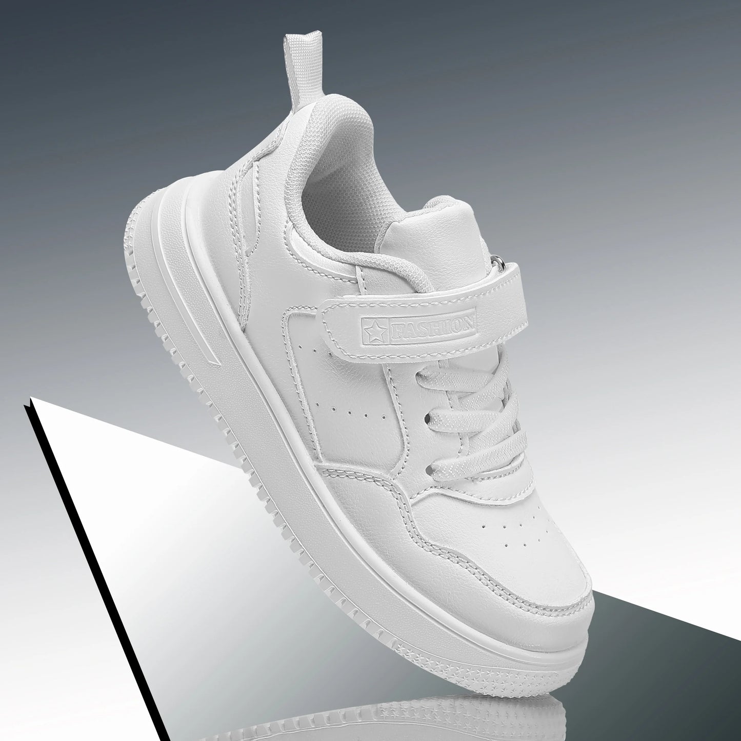 Zapatillas deportivas blancas de moda para niños 2025, calzado deportivo informal para niños y niñas, antideslizantes, para exteriores, cómodas para caminar.