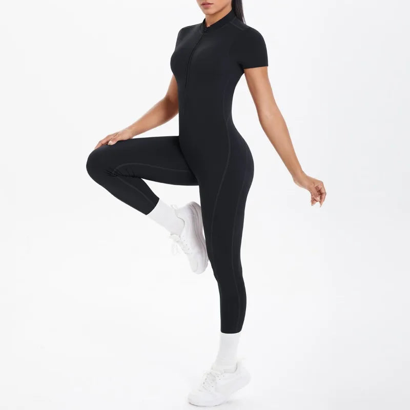 Mono deportivo de yoga sexy con cremallera frontal, espalda descubierta, manga corta, pantalones cortos, ropa deportiva para fitness, correr, gimnasio, yoga y actividades deportivas para mujer.