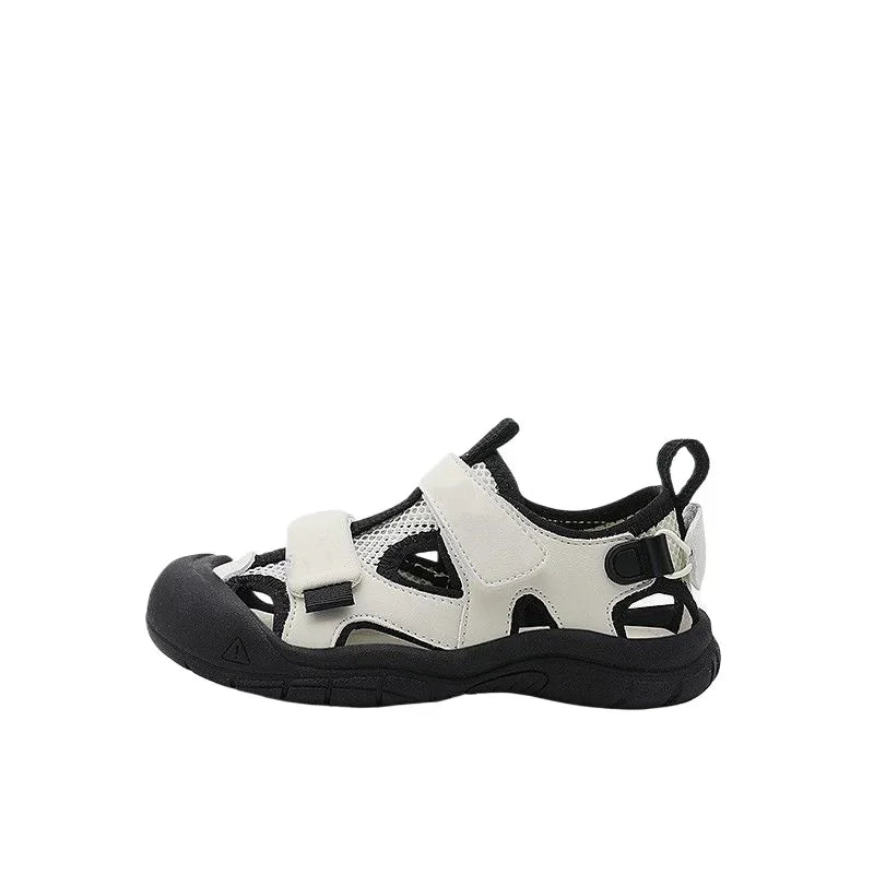 Sandalias para niños, novedad de verano 2025, estilo coreano, suela suave, antideslizantes, versátiles, con recortes y zapatillas transpirables.