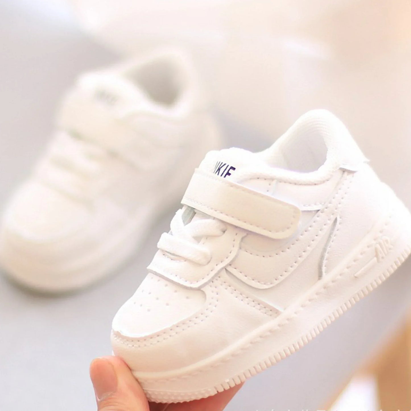 Zapatos para niños, zapatillas de correr para otoño e invierno, zapatillas de exterior antideslizantes, suela suave, zapatos deportivos para bebés y niños pequeños.