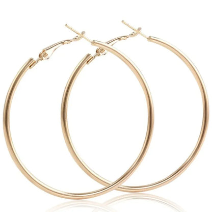 Nuevos pendientes de aro con forma de círculo hueco geométrico de moda, joyería de moda, pendientes de hipérbole para mujer, regalo para niñas