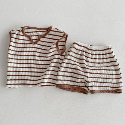 Ropa para niños de 0 a 3 años, conjunto de camiseta y pantalones cortos de algodón puro a rayas de verano, conjunto de manga corta para niñas y vacaciones en la playa