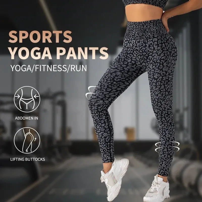 Pantalones de yoga con estampado de leopardo sin costuras para mujer, con realce de cadera y cintura alta, con alta elasticidad.