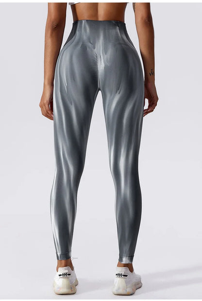 Pantalones de yoga para mujer con estampado tie-dye Cloud Rise, leggings deportivos sexys para gimnasio, mallas sin costuras, pantalones de cintura alta para entrenar.