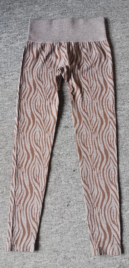 Pantalones de yoga de nueve puntos con estampado de leopardo y copos de nieve, leggings para mujer, pantalones deportivos de cintura sin costuras con estampado animal, ropa de mujer