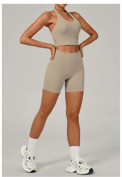 Ctenkevet - Conjunto de 2 piezas de sujetador halter sin espalda para mujer, ropa deportiva de secado rápido para gimnasio, conjunto deportivo femenino de dos piezas con pantalones cortos