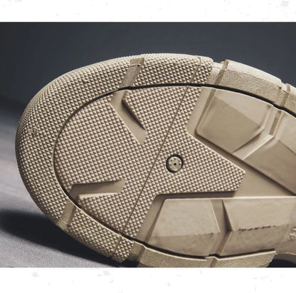 Nuevos zapatos de invierno de caña alta para hombre, botas de nieve para exteriores para hombre, zapatos de algodón con forro polar de moda, zapatos casuales cómodos de marca de tendencia.