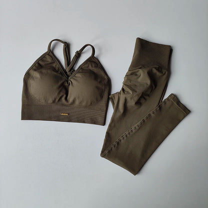 Traje de yoga sin costuras para levantamiento de cadera, sujetador deportivo para mujer, traje de yoga de secado rápido, leggings ajustados con alto contenido de grasa para gimnasio.