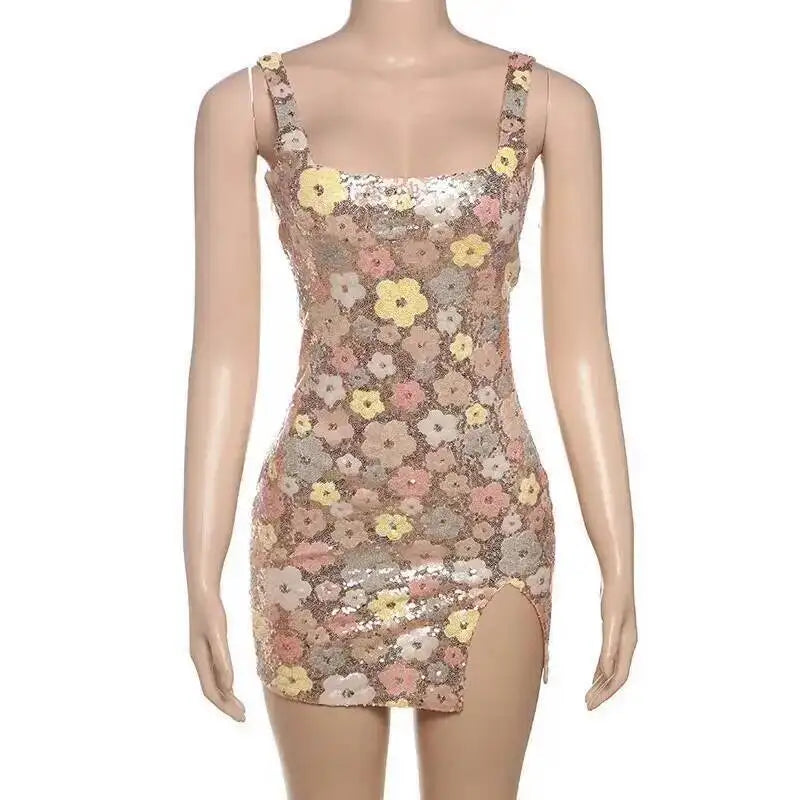 Vestido de fiesta sexy para mujer, estilo discoteca, con lentejuelas florales, tipo pueblo, tirantes finos, mini, primavera/verano 2025, vestido ajustado y entallado.
