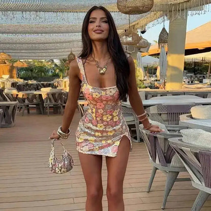 Vestido de fiesta sexy para mujer, estilo discoteca, con lentejuelas florales, tipo pueblo, tirantes finos, mini, primavera/verano 2025, vestido ajustado y entallado.