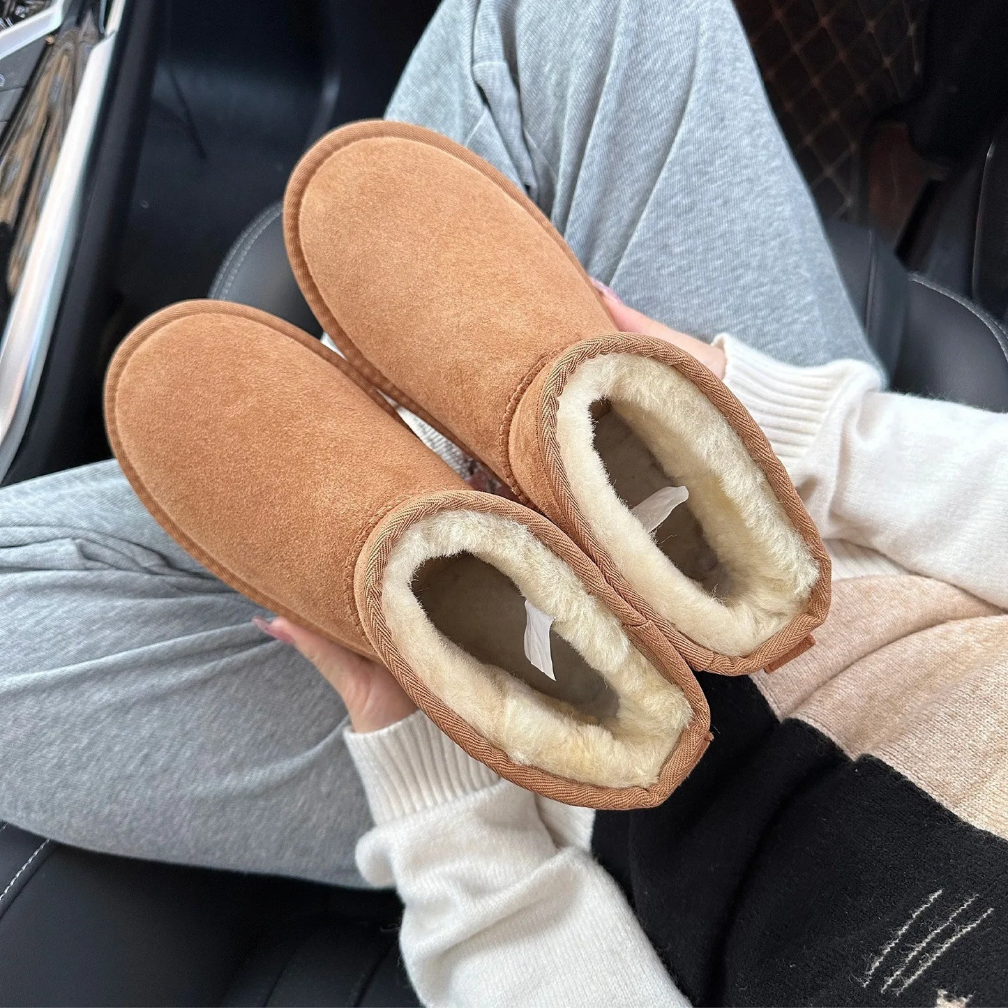 Botas de nieve integradas de piel de oveja y lana para hombres y mujeres, cuero auténtico y piel, botas de invierno gruesas y cálidas para mujer.