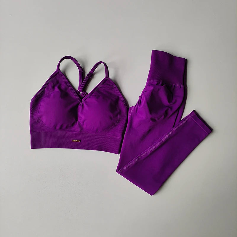 Traje de yoga sin costuras para levantamiento de cadera, sujetador deportivo para mujer, traje de yoga de secado rápido, leggings ajustados con alto contenido de grasa para gimnasio.