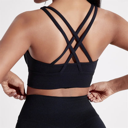 Sujetador deportivo de color sólido con espalda cruzada para mujer, de alta resistencia, ajustado, para entrenamiento integral, ropa interior de yoga y gimnasio con almohadilla para el pecho