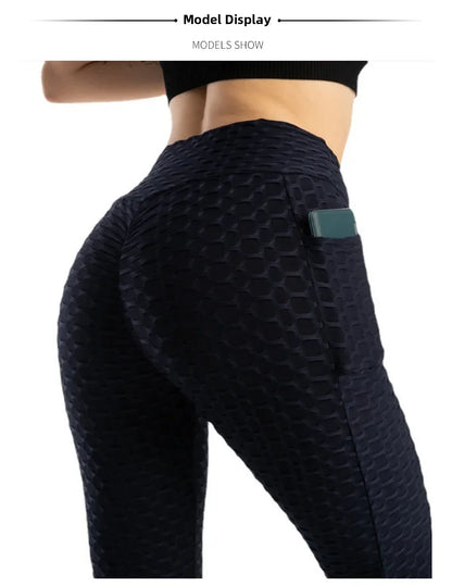 Leggings de cintura alta con efecto push-up de Amazon Europa, material de nylon, estampado jacquard, pantalones deportivos con bolsillo para mujer.