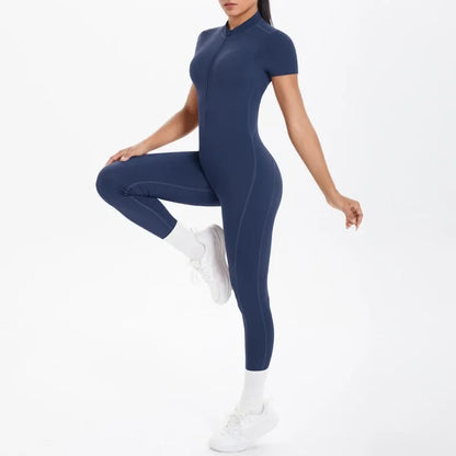 Mono deportivo de yoga sexy con cremallera frontal, espalda descubierta, manga corta, pantalones cortos, ropa deportiva para fitness, correr, gimnasio, yoga y actividades deportivas para mujer.
