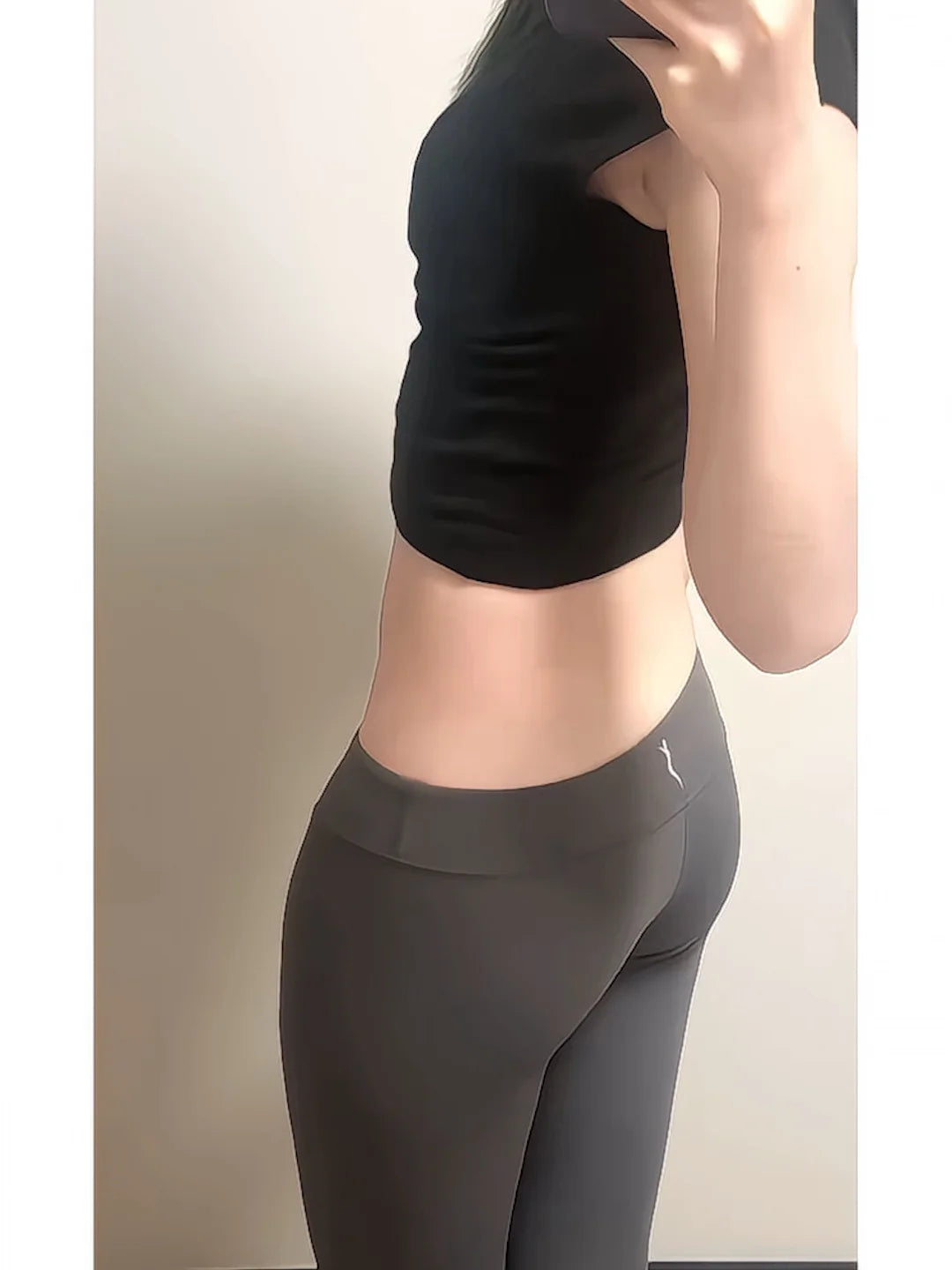 Pantalones largos de yoga de seda de hielo de cintura baja para mujer, ideales para el verano. Diseño que realza el abdomen y los glúteos, perfectos para el ejercicio y el fitness.