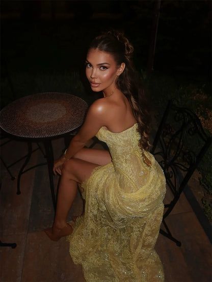 Vestido de novia Cathy personalizado, amarillo, con encaje de sirena bordado, lentejuelas, sin mangas, abertura lateral alta, estilo sirena.