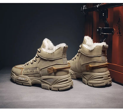 Nuevos zapatos de invierno de caña alta para hombre, botas de nieve para exteriores para hombre, zapatos de algodón con forro polar de moda, zapatos casuales cómodos de marca de tendencia.