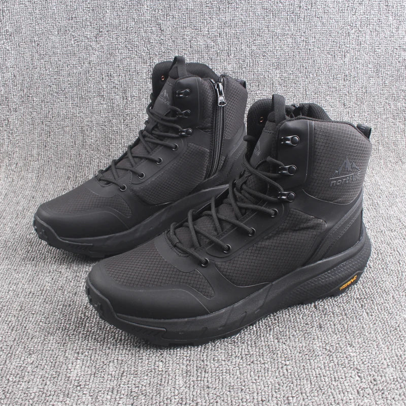 Botas de trabajo resistentes al agua y al viento para escalada al aire libre para hombre, botas de senderismo de alta resistencia, con interior de goma Help Me