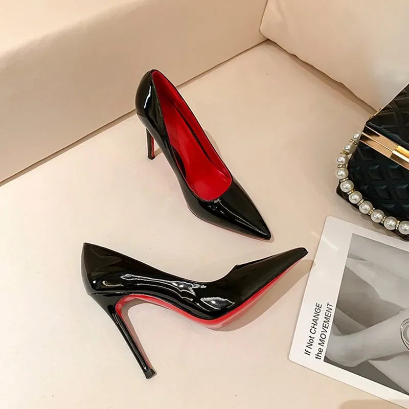 Zapatos de tacón alto con suela roja y charol negro, puntera puntiaguda, sin cordones, tacón fino, sexys, para discoteca, trabajo, temporada de verano.