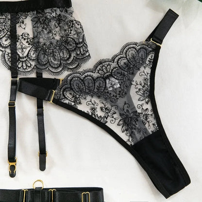 Tornova - Conjunto de ropa interior sexy con bordado de 5 piezas para mujer, de malla con retazos, transparente, con cuello halter y ligas, lencería sexy