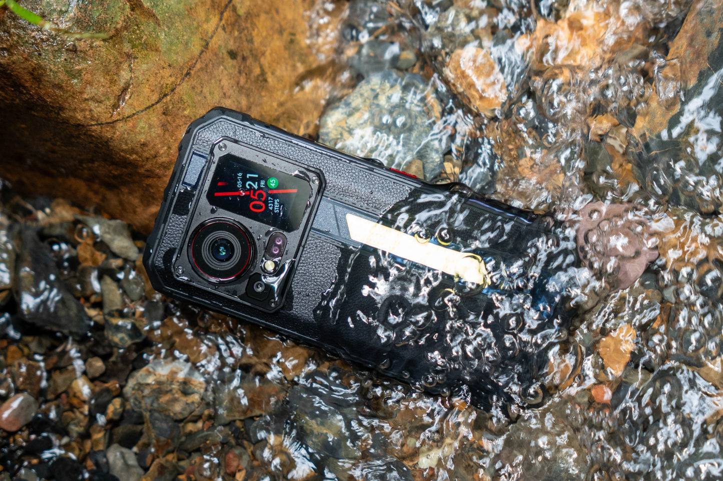 Teléfono móvil resistente HOTWAV Hyper 7 Pro 5G con cámara de 200 MP, Android 14, pantalla FHD+ de 6,6" a 120 Hz, 36 GB (16+20) de almacenamiento interno, 256 GB de almacenamiento externo, batería de 10800 mAh y carga rápida de 33 W.