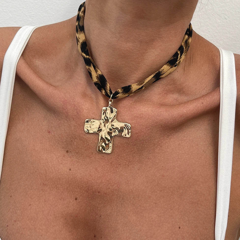 Ingemark - Collar de cadena de terciopelo multicapa étnico para mujer, 7 estilos, 2025, nuevo colgante de metal con forma de caracola, estrella de mar y corazón, joyería para el cuello