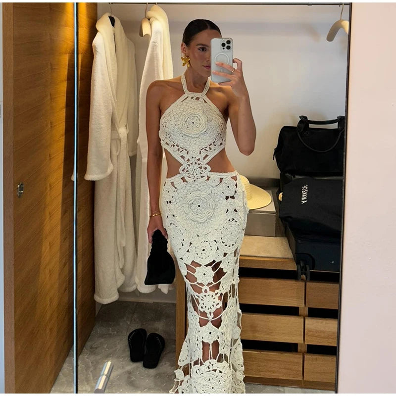 Vestido largo de punto con cuello halter y estampado floral, sexy, sin mangas y con espalda descubierta, estilo maxi, colección 2024. Ideal para la playa y las vacaciones.